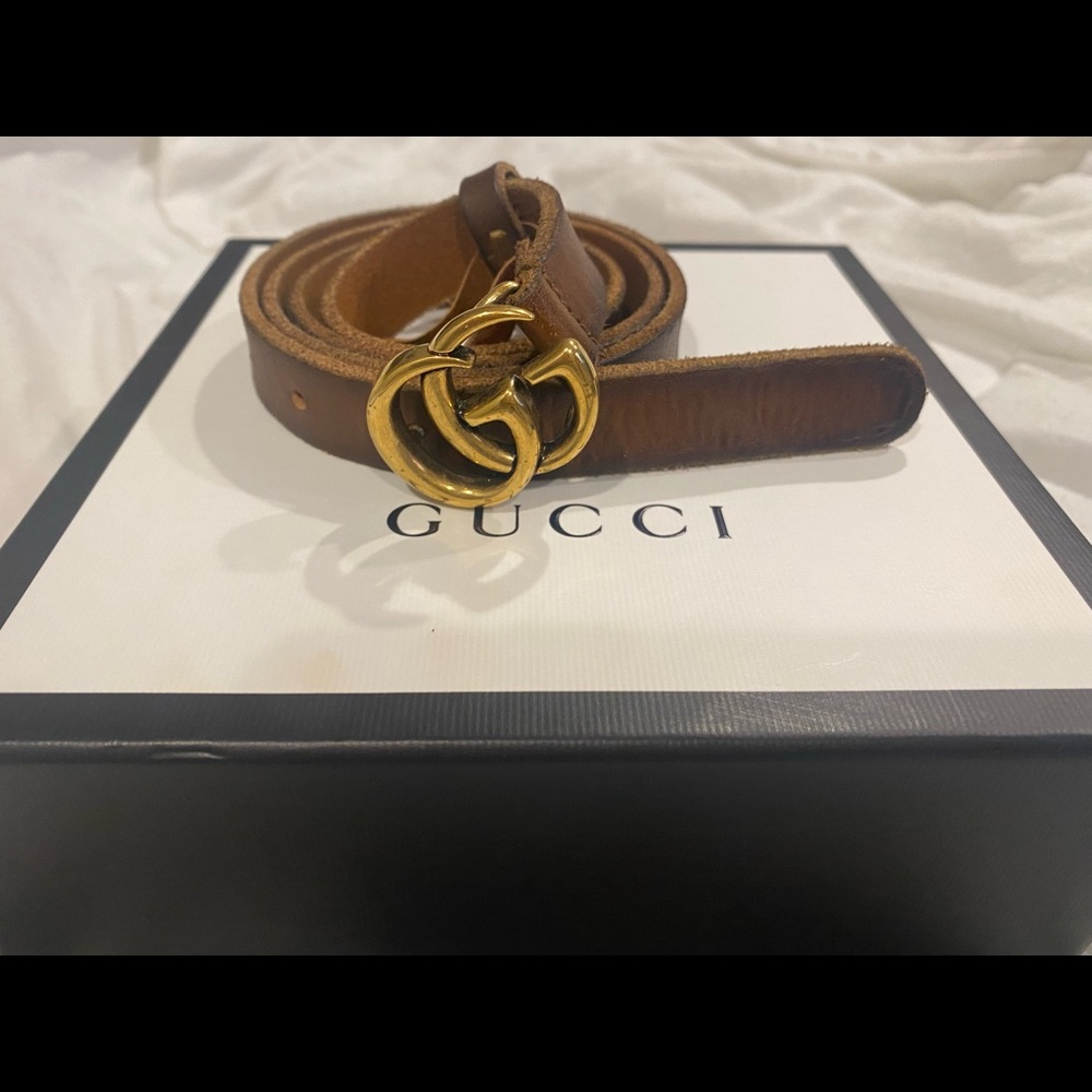 Leather belt with Double G buckle